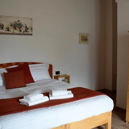 La Tana Del Tasso Rooms&Breakfast Camerata Cornello Exterior foto